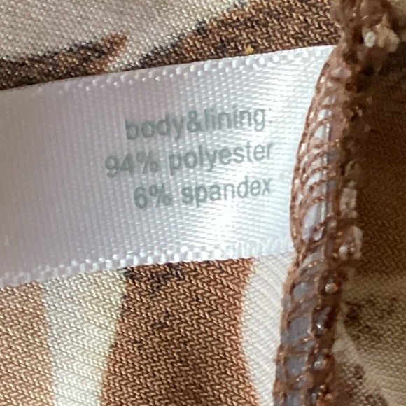 🧸 Brown Tones Blouse Graphic Print Sz Lg Fashion Bug EUC - Picture 3 of 16